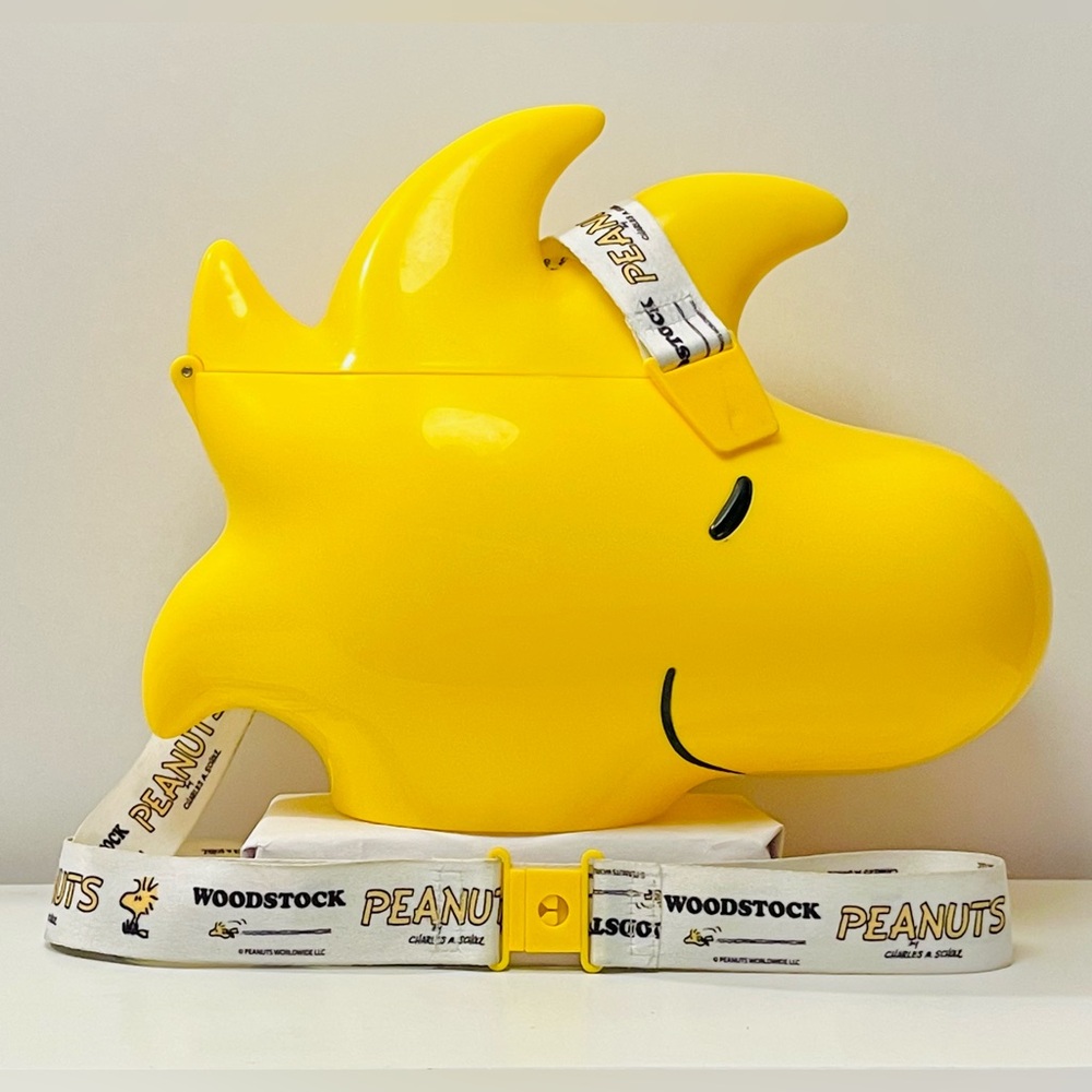Knotts Berry Farm Peanuts Woodstock Popcorn Bucket
